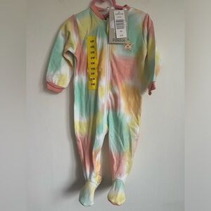NWT 🆕 Pekkle Cotton Tie Dye Star Unisex Girl One Piece Pyjamas - 6M